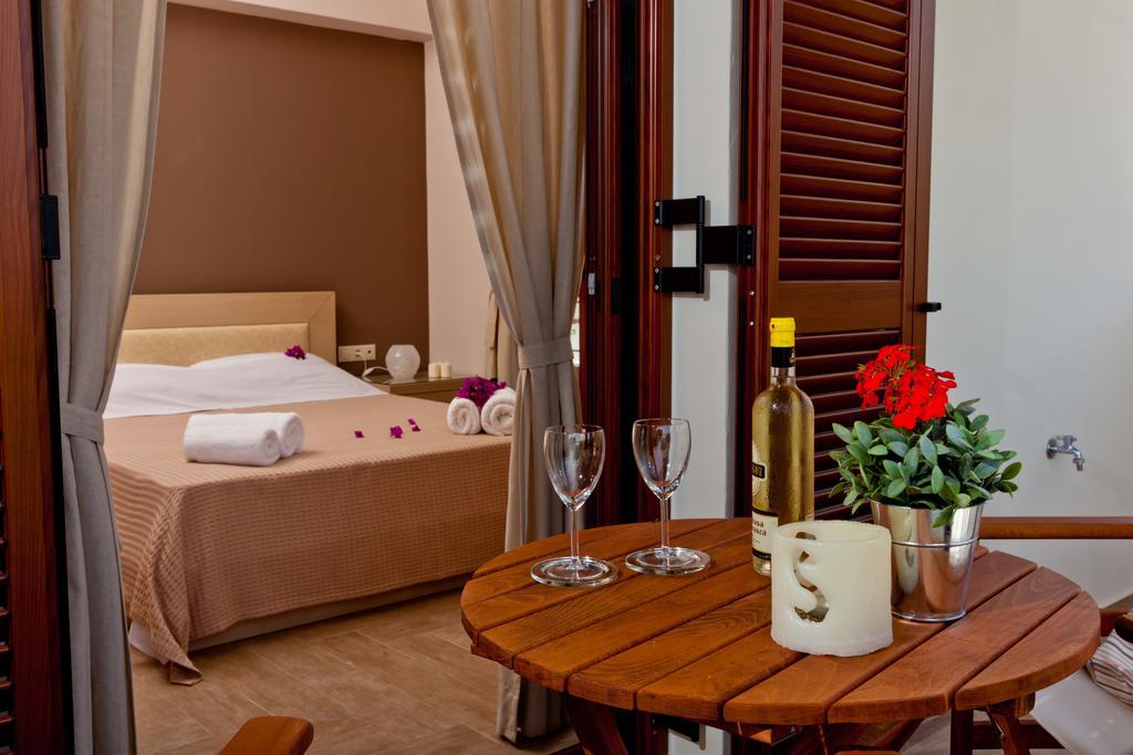 Aparthotel Calm View Vasilikí Habitación foto